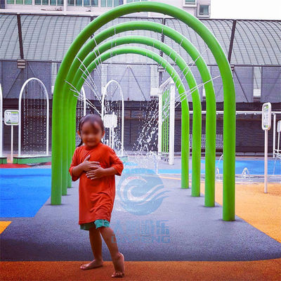 Harga yang bagus 3.0m Tinggi Water Arches Hot Dip Galvanized Steel Untuk Anak-anak Taman Semprot on line