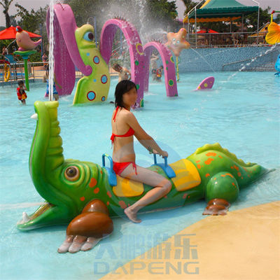 Harga yang bagus FRP Crocodile Spray Animals Water Spray Games With Seat In The Water Park on line