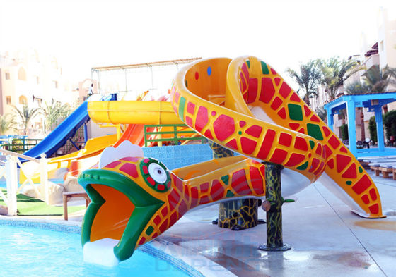 Harga yang bagus Outdoor Cobra Mini Pool Slide Fiberglass Swimming Pool Permainan Air Untuk Anak-anak on line