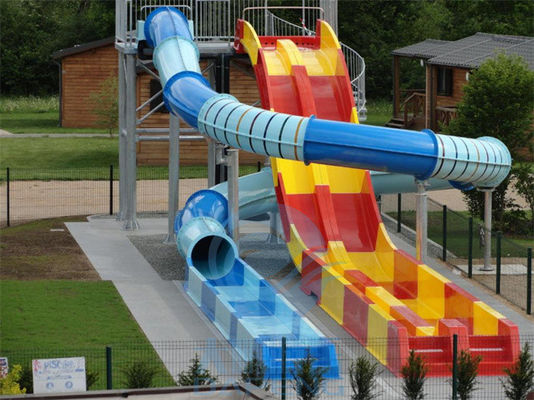 Harga yang bagus Spiral Enclosed Water Slide Rainbow Racing Pool Slide With Led Light Effect on line
