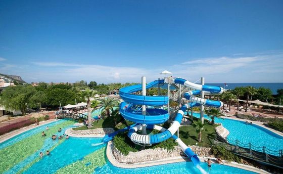 Harga yang bagus 15m Height Fiberglass Pool Slide Water Theme Splash Amusement Park Equipment For Children on line