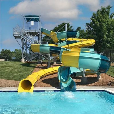 Harga yang bagus 8m Lebar Slide Taman Air Perdagangan Slide Serat Kaca Komersial Untuk Kolam Renang Swasta on line