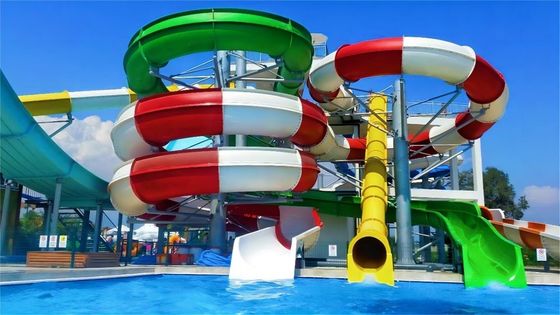 Harga yang bagus 12mm Ketebalan serat kaca kolam renang slide Peralatan Taman Air on line