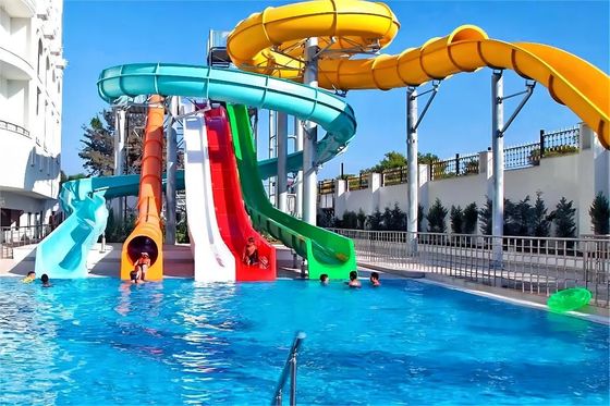 Harga yang bagus 18.5 Kw Taman Air Slide Play Hiburan Bersepeda Fiberglass Slide Outdoor Untuk Anak-anak on line