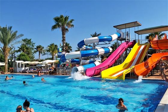 Harga yang bagus ODM Outdoor Amusement Taman air Permainan air Bermain Rides Slide kolam renang on line
