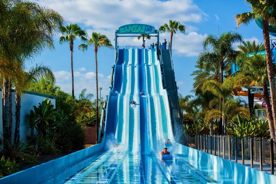 Harga yang bagus Taman air Kolam renang Permainan khusus Slide air serat kaca multi untuk orang dewasa on line