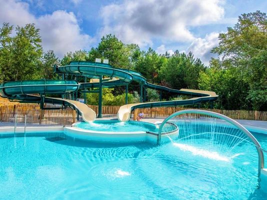 Harga yang bagus Kolam renang komersial di luar ruangan dengan tabung spiral serat kaca on line