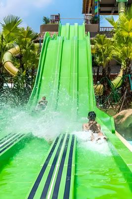 Harga yang bagus High-Speed Racing Rainbow Fiberglass Slide for Commercial Water Parks with 30-60 Days Delivery on line
