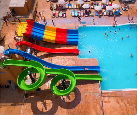Fiberglass Swimming Pool Slide Combo Cocok untuk Taman Air, Hotel, Resort