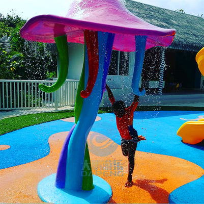 Harga yang bagus Fiberglass Water Splash Pad 2,5m Tinggi Jellyfish Spray Toys Untuk Anak-anak on line