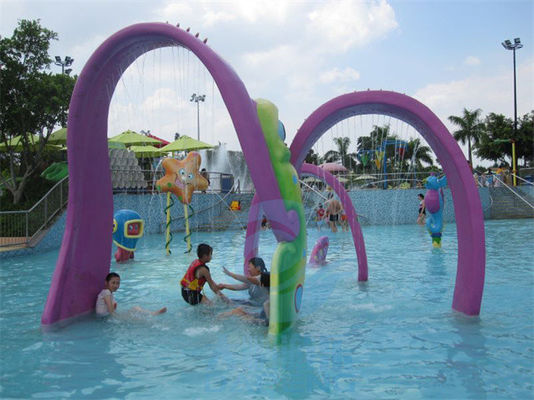 Harga yang bagus CE 2,5m Tinggi Air Splash Pad Serat Kaca Ribbon Kombinasi Air Spray Arch on line