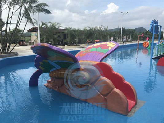 Harga yang bagus Fiberglass Kids Water Slide Cute Cat Duck Rabbit Mini Water Slide Anti UV on line