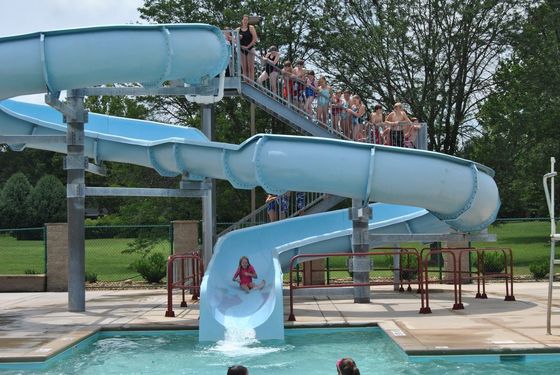 Harga yang bagus Taman Air Peralatan Hiburan Slide Serat Kaca Taman Pameran Taman Hiburan Luar Ruang Perjalanan Untuk Anak-anak on line