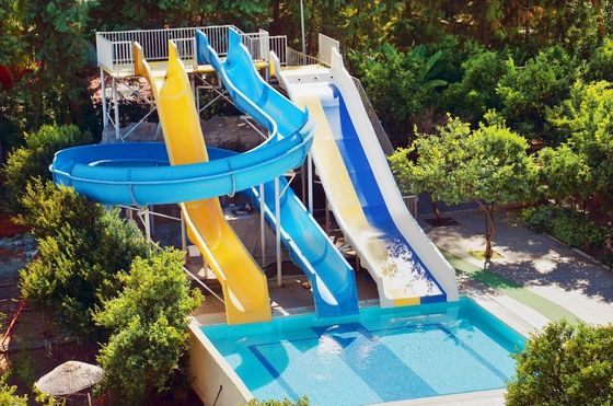 Harga yang bagus OEM Peralatan Air Play Amusemnt aqua Park Rides Kolam renang Slide untuk dijual on line