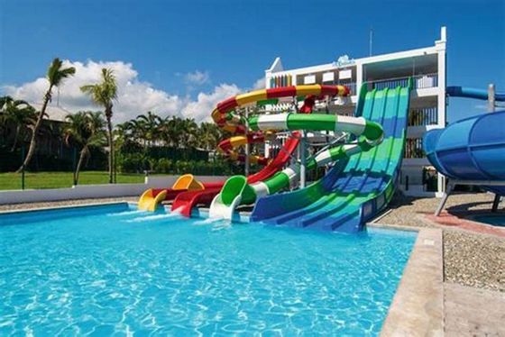 3 orang 18.5Kw Serat kaca water slide Untuk taman air hiburan