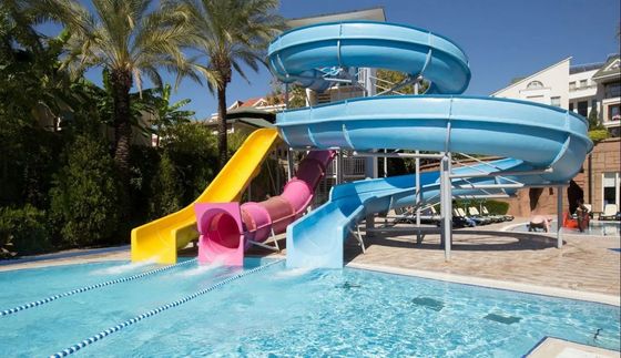 Harga yang bagus ODM Anak-anak Taman Air Bermain Bersepeda Hiburan Serat Kaca Slide untuk dijual on line