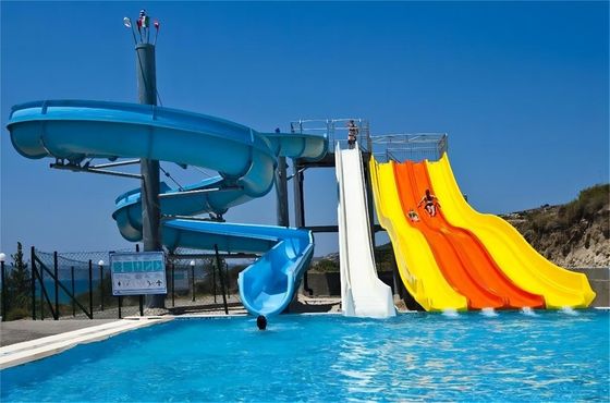 OEM Anak-anak Aquatic Amuse Taman Taman bermain Playhouse Fiberglass Water Slide untuk Anak-anak