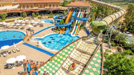 Taman hiburan outdoor Ride Tube Air Bagian Slide Serat kaca