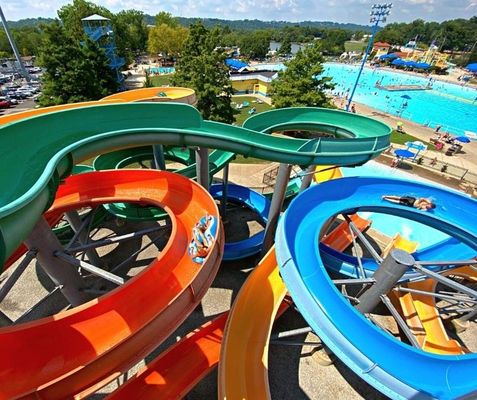Harga yang bagus Anak-anak Taman Air Desain Rides Tube Serat Kaca Slide Untuk Permainan Luar Ruang on line