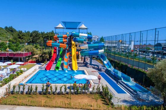 Harga yang bagus Taman Air Luar Ruangan Komersial Kolam Renang Permainan Slide Serat Kaca Air Untuk Anak-anak on line