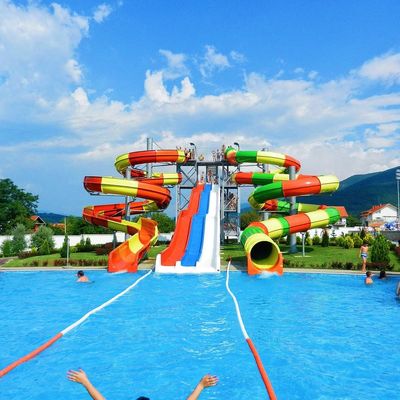 Harga yang bagus OEM Taman Anak Anak Taman bermain Karnaval Air Bersepeda Peralatan Set Slide Serat Kaca Spiral on line