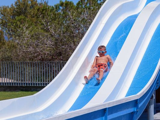 Harga yang bagus Outdoor Amusement Water Park Game Equipment Fiberglass Slide Untuk Kolam Renang on line