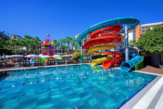 Harga yang bagus Peralatan Olahraga Air Taman Permainan Bersepeda Hiburan Fiberglass Pool Slide Anak Bermain untuk Anak on line