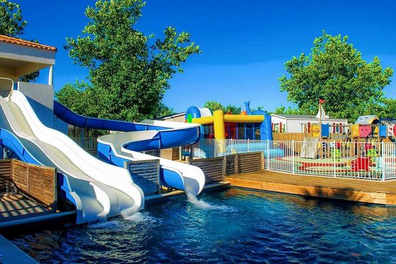 Harga yang bagus OEM Anak-anak Taman bermain outdoor Kolam renang Fiberglass Water Slide untuk dijual on line