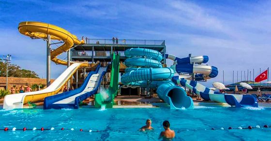 Tinggi 5-12 Meter Taman Air Slide Kolam Renang Set Disesuaikan