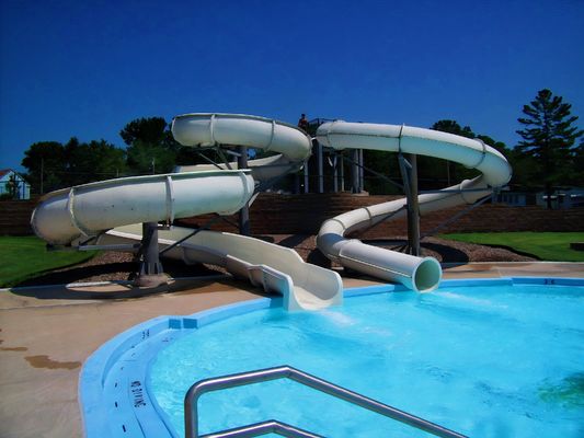 Harga yang bagus Taman Air Luar Ruangan Kolam Renang Slide Menyenangkan Untuk Dewasa on line