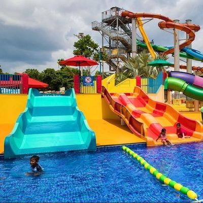 Anak-anak Kolam renang Olahraga air Permainan Peralatan Serat kaca Slide Air Untuk Anak-anak