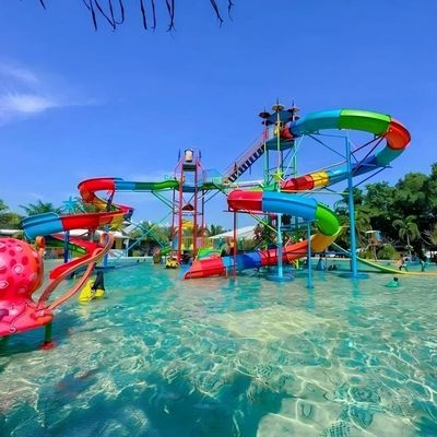 Harga yang bagus Taman Hiburan Air Kolam Renang Luar Ruangan Slide Air Serat Kaca Kecil on line