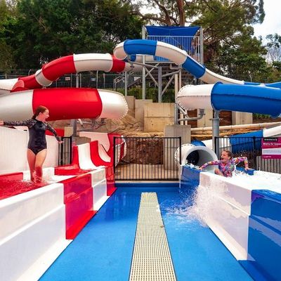 Harga yang bagus Peralatan Taman Air Hiburan Musim Panas Game Serat Kaca Slide Untuk Dewasa on line