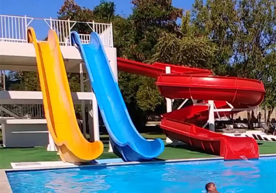 Peralatan taman air resor kolam renang serat kaca Slide gaya terbang Slide air untuk anak-anak dan orang dewasa