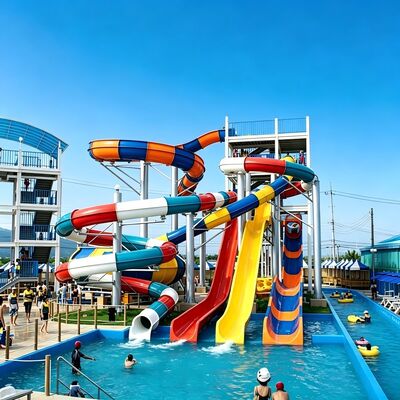 Seluncuran Air Fiberglass Spiral Berkecepatan Tinggi dan Spiral Multi Jalur Besar untuk Peralatan Aqua Park Komersial Dengan Rohs