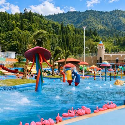 Harga yang bagus Splash Pad Interaktif Tema Hewan Dengan Seluncuran Anak Ubur-ubur Kolam Balita Fiberglass Untuk Taman Umum Dan Halaman Belakang on line