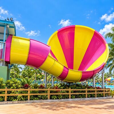kualitas Paling populer Tornado Funnel Water Slide Fiberglass Pelangi Warna Water Ride Untuk Taman Air Desain pabrik