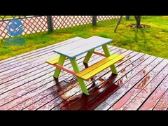 Aksesoris kolam renang berwarna-warni Tidak beracun 4 kursi Anak-anak Meja piknik Bangku Set